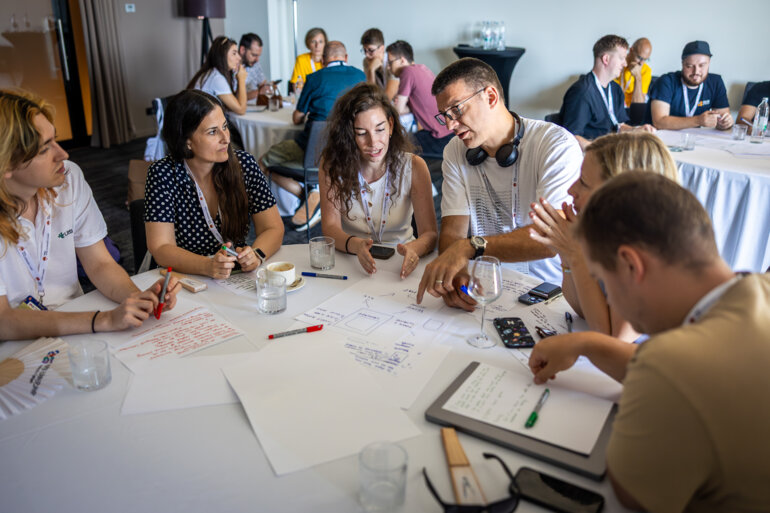 UX track